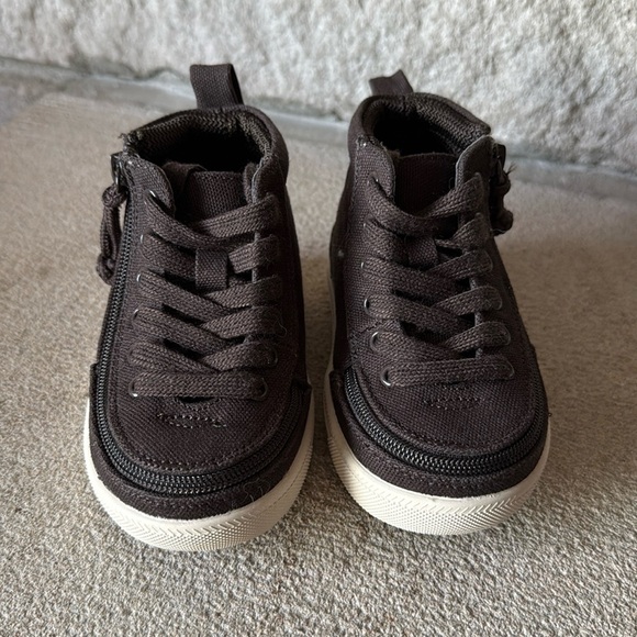 Billy Footwear Toddler Size 4W Brown - Picture 1 of 6